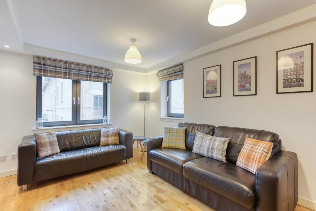 *Amazing Location!*In Heart Of The City. 2Br & Cot — Photos 2